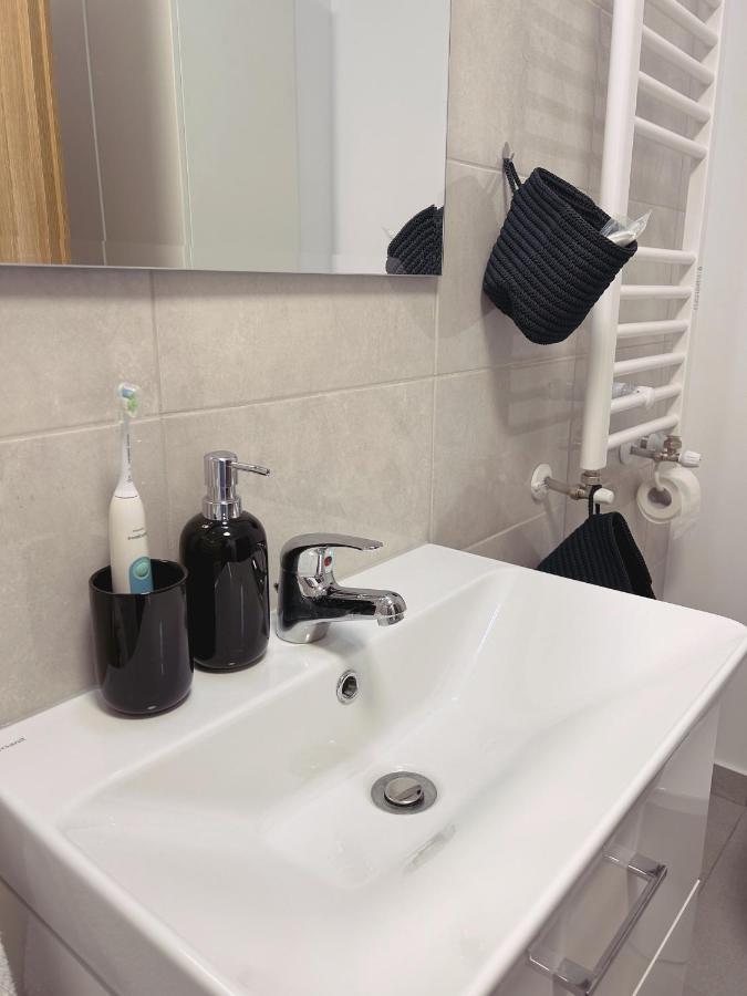 Oasis Studio Apartment